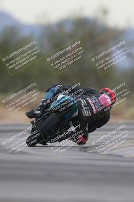 media/Sep-21-2025-Race Pace (Sun) [[98bf33ef95]]/Verified/2-Turn 2 Backside (835am)/